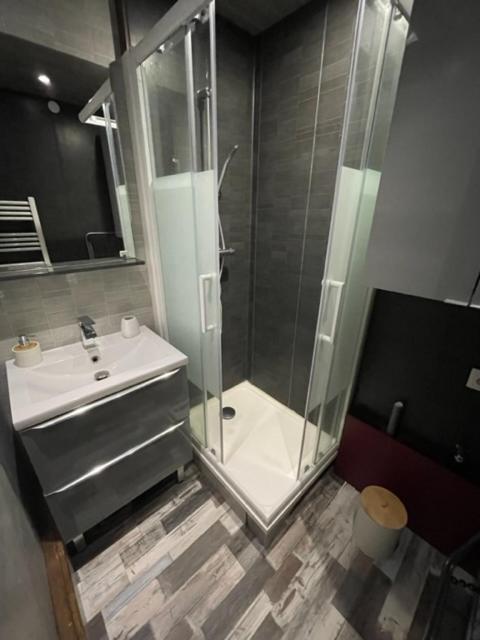 Studio En Residence La Baie De L Adon Сен-Жиль-Круа-де-Ви Экстерьер фото